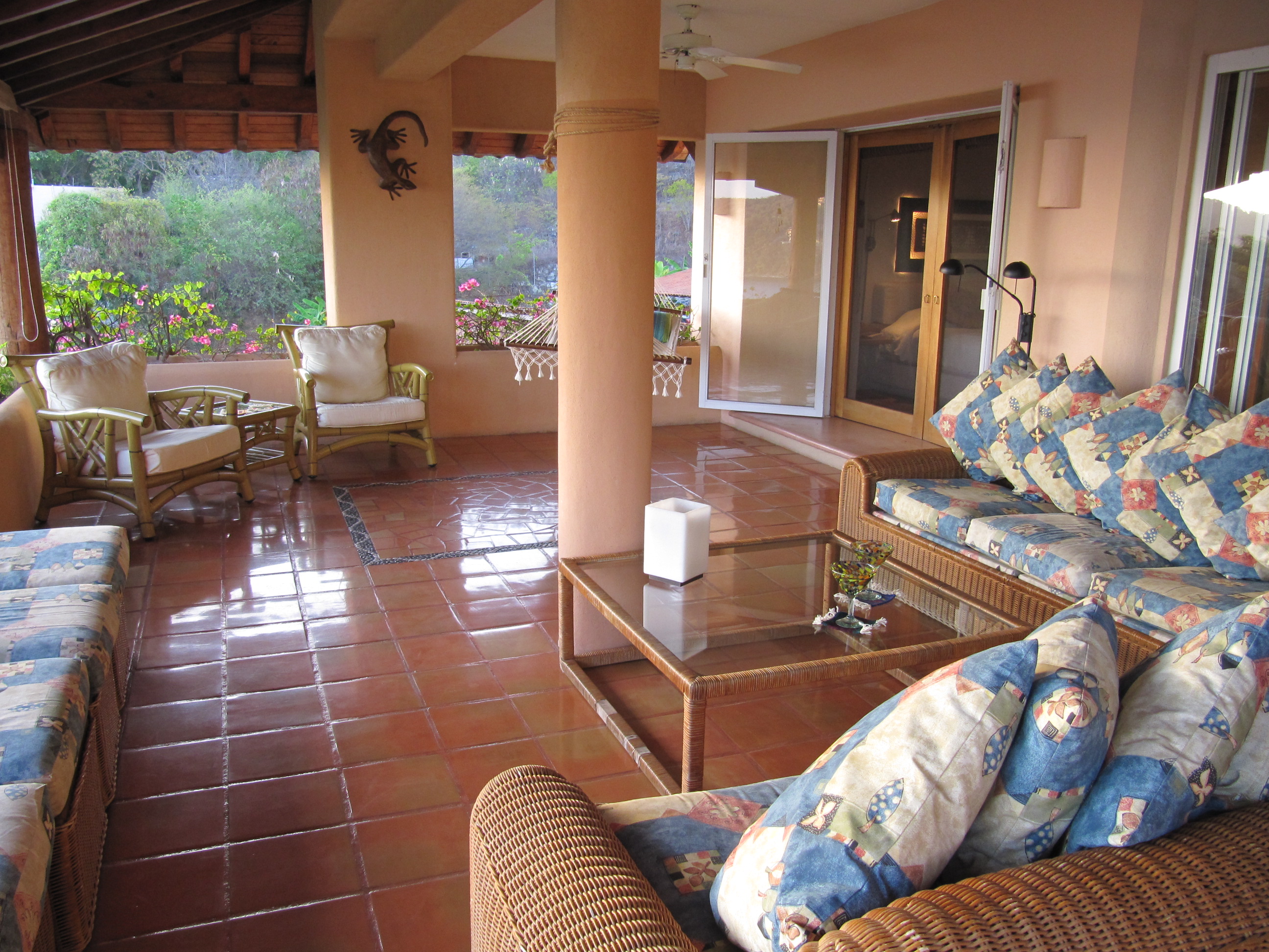 600 Sq.Ft. Veranda